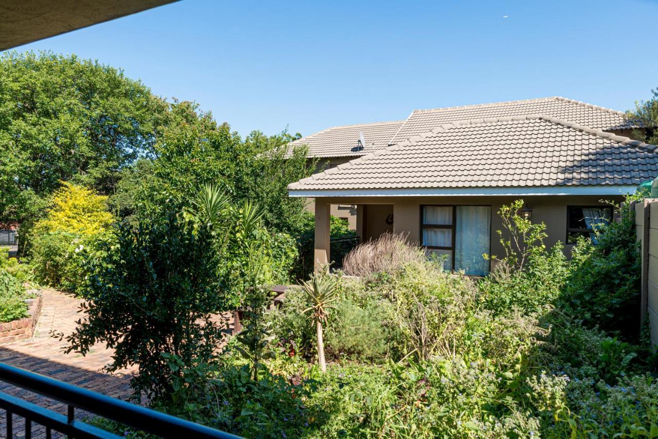 Ruth Avenue Guest House Edenvale Exterior photo